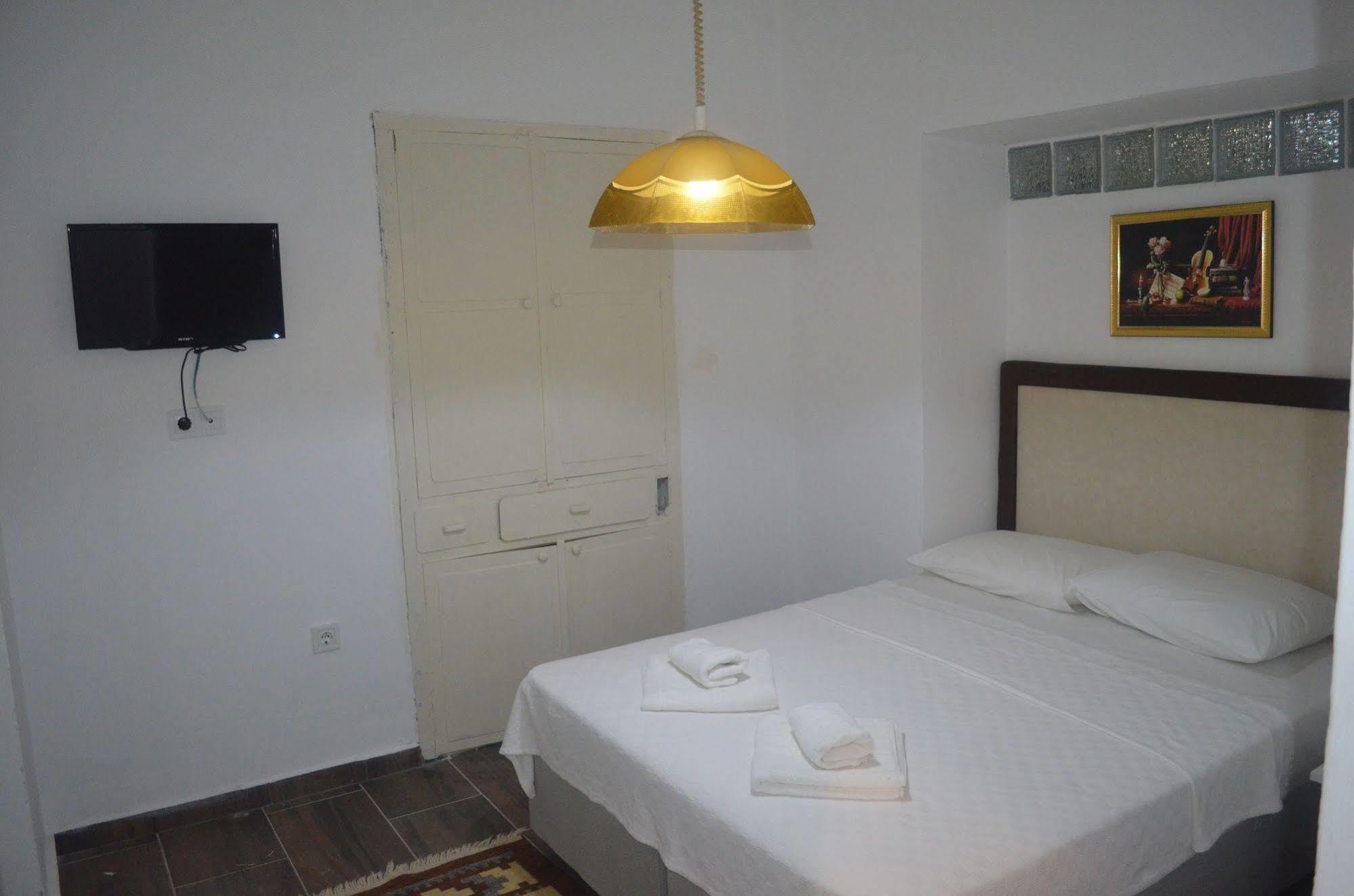 Lacivert Hotel Ayvalı Eksteriør bilde