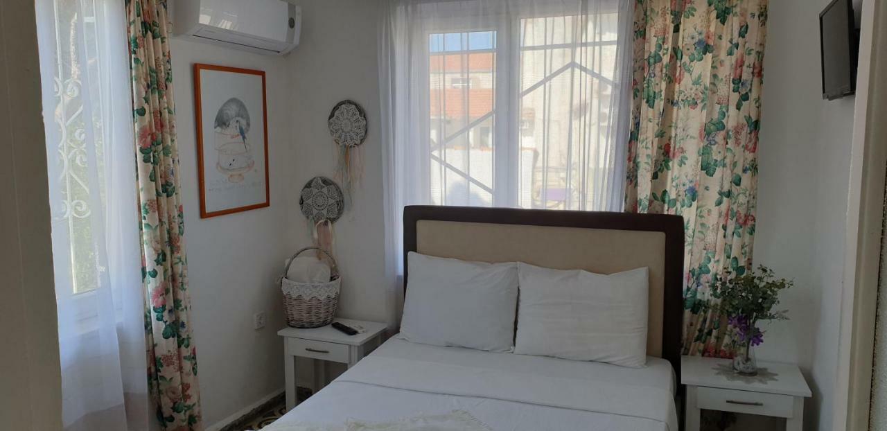 Lacivert Hotel Ayvalı Eksteriør bilde