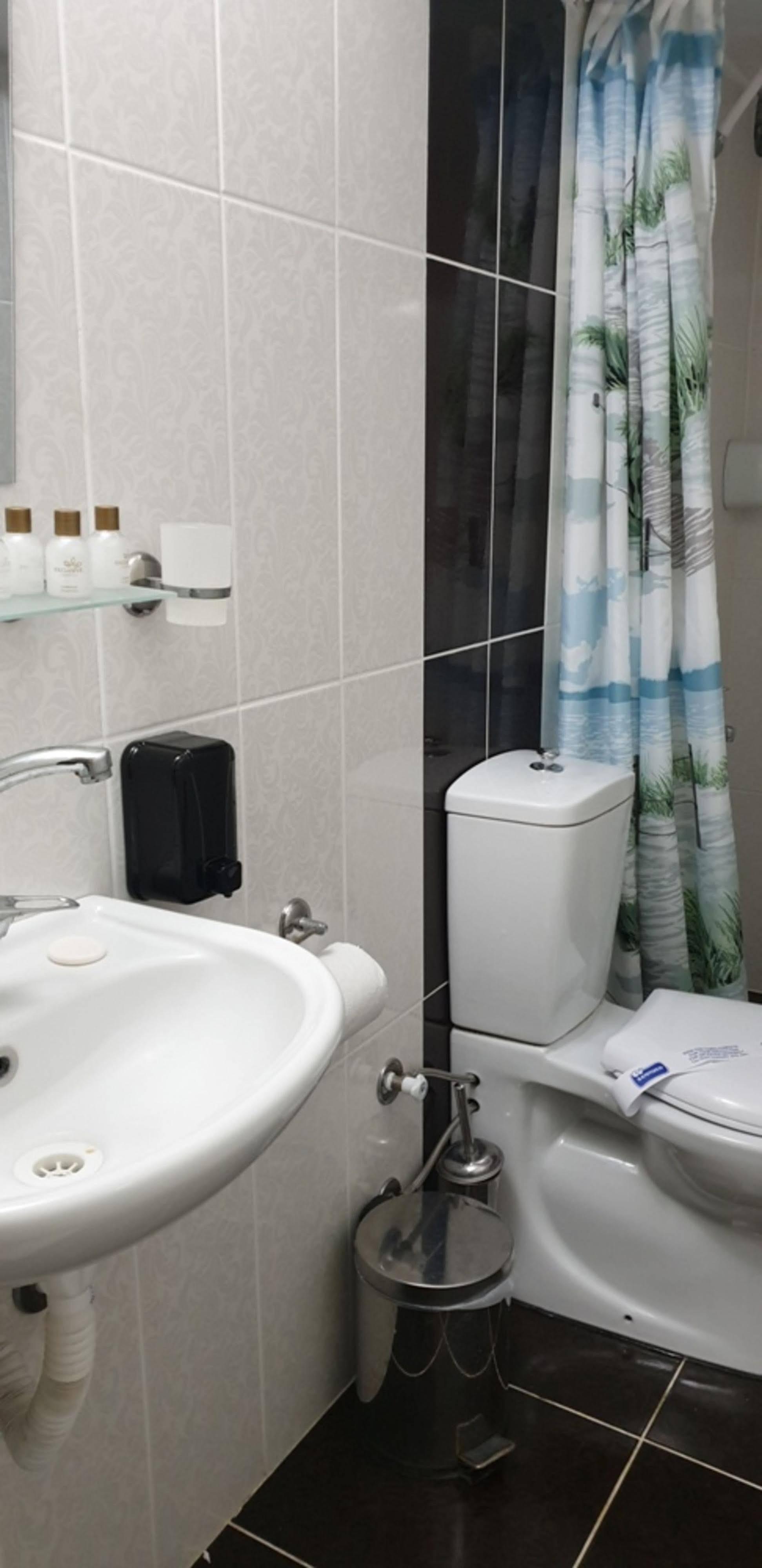 Lacivert Hotel Ayvalı Eksteriør bilde