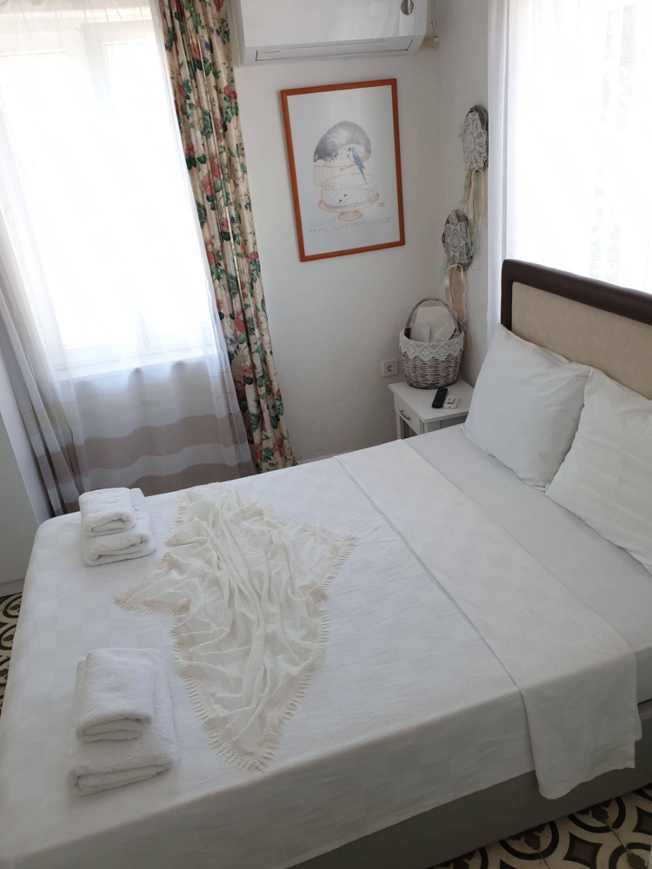 Lacivert Hotel Ayvalı Eksteriør bilde